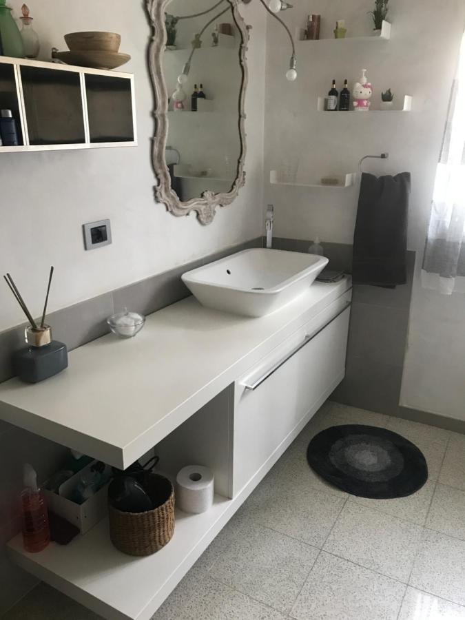 Camera Con Bagno Privato E Parcheggio Lucca Dış mekan fotoğraf
