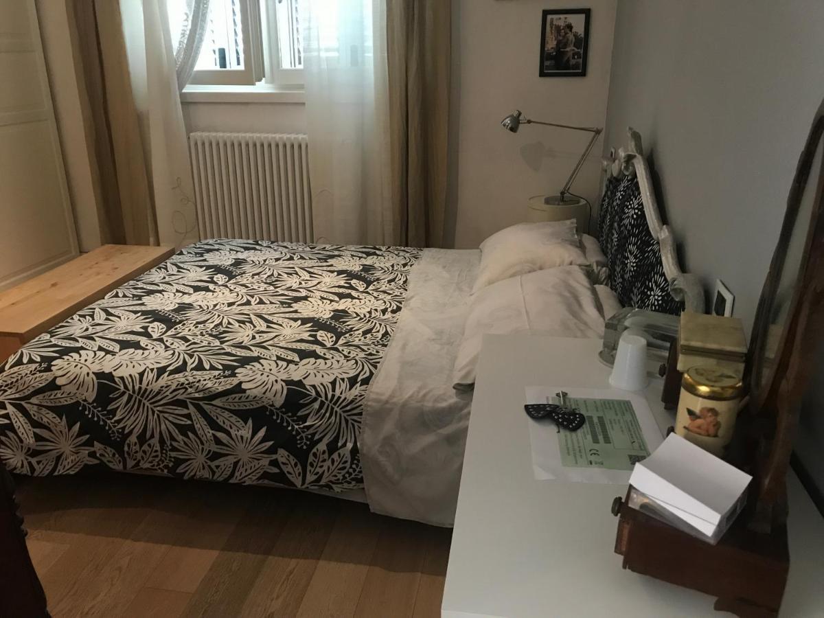 Camera Con Bagno Privato E Parcheggio Lucca Dış mekan fotoğraf