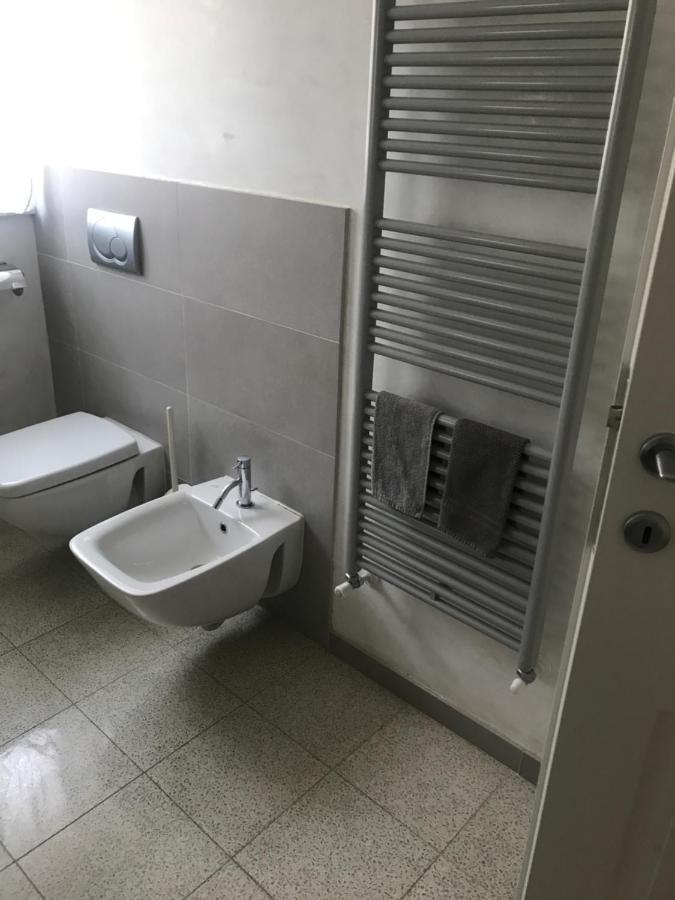 Camera Con Bagno Privato E Parcheggio Lucca Dış mekan fotoğraf