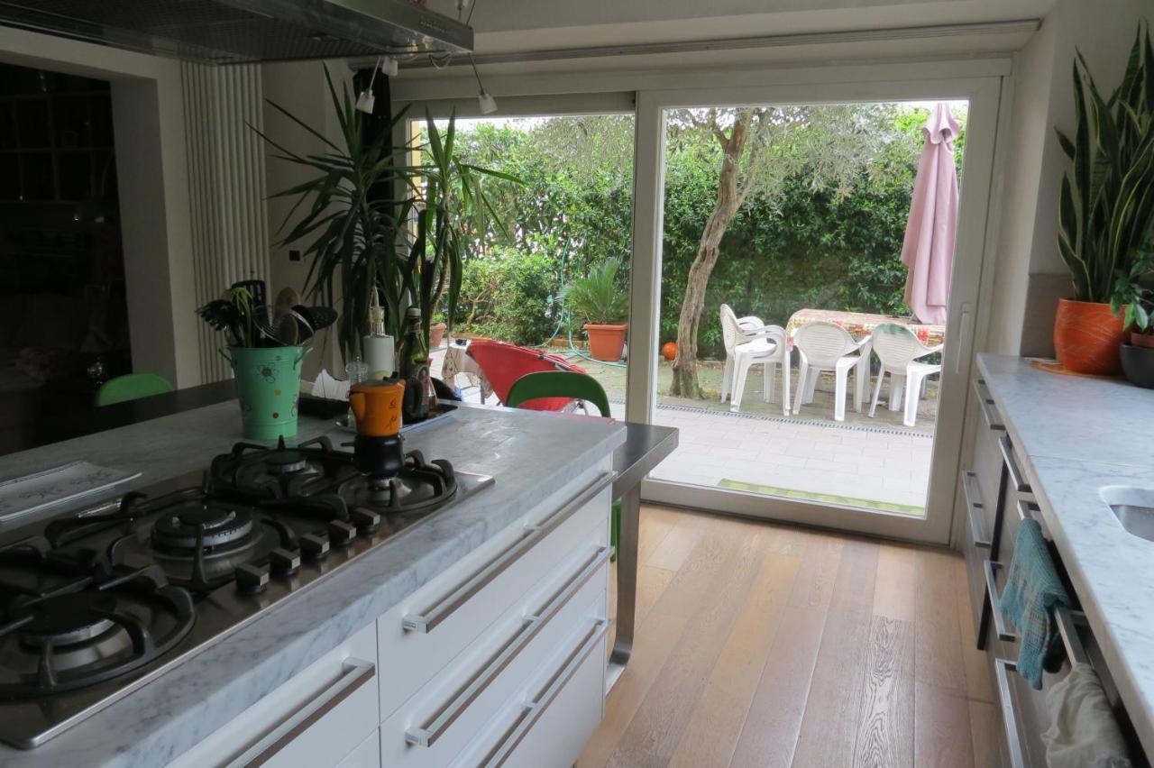 Camera Con Bagno Privato E Parcheggio Lucca Dış mekan fotoğraf